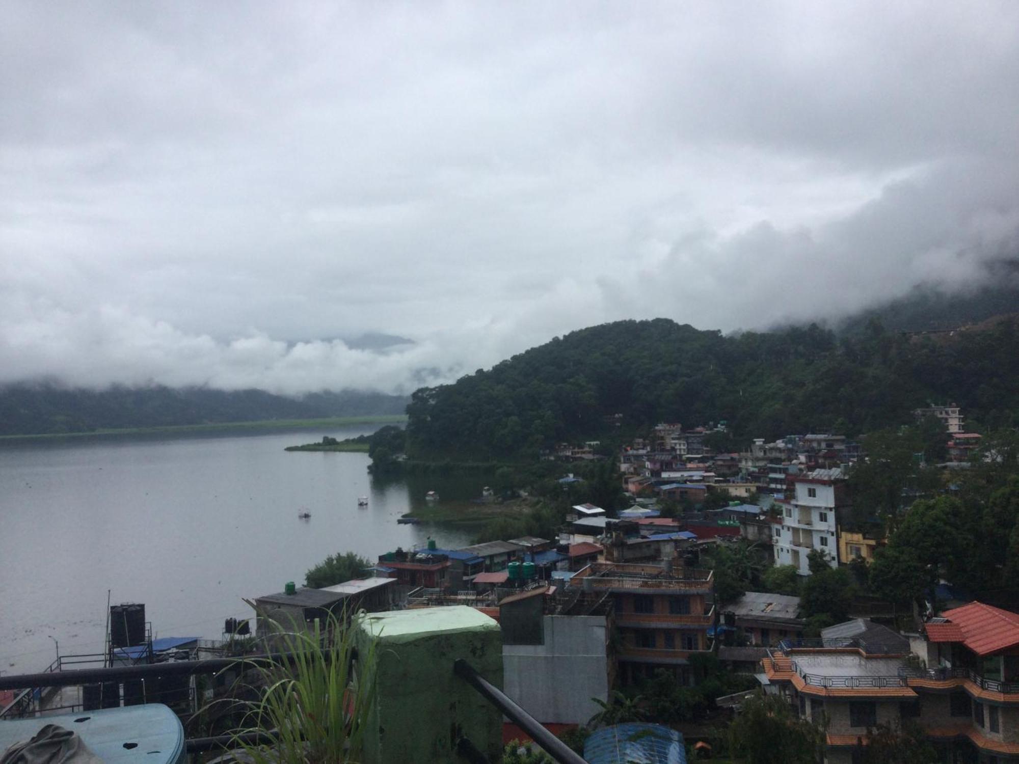 Sweet Dreams Hotel Pokhara Eksteriør bilde