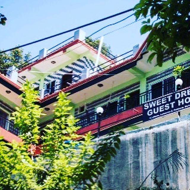 Sweet Dreams Hotel Pokhara Eksteriør bilde